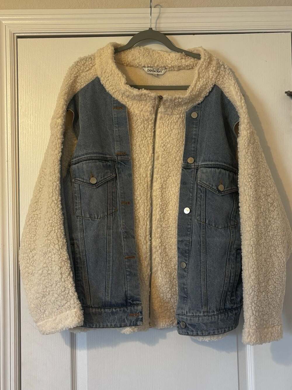 Davi & Dani Women's Size M Denim and Sherpa Fleece Hybrid Zip-Up Jacket
